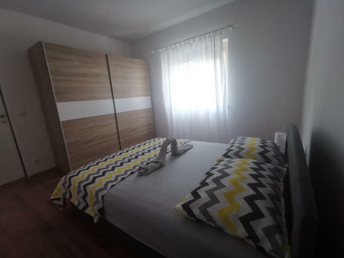 Mala Kuca Apartment โวดีเซ ภายนอก รูปภาพ